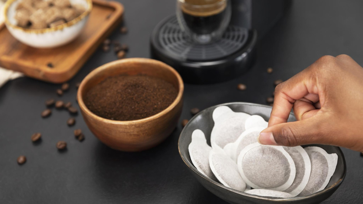 Cecotec Capricciosa Black Ekspres do kawy (1596) pol_pl_Cecotec-Capricciosa-Black-Ekspres-do-kawy-1596-16865_1